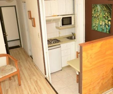 Encomenderos Suites - Apartamentos Amoblados سانتياغو الغرفة الصورة